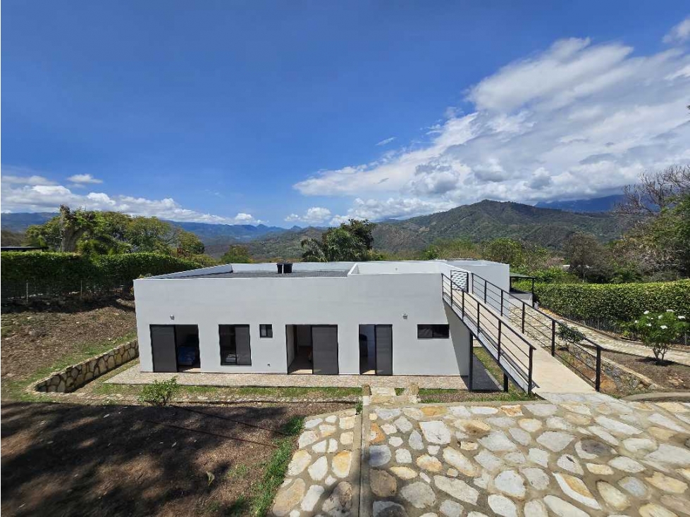 En Venta Casa Campestre con Piscina y Jacuzzi en Conjunto 2.000 m2 — foto 5