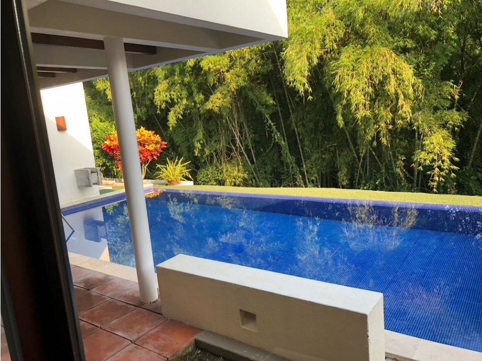EN VENTA CASA CAMPESTRE EN CONJUNTO EL TIGRE CERRITOS PEREIRA