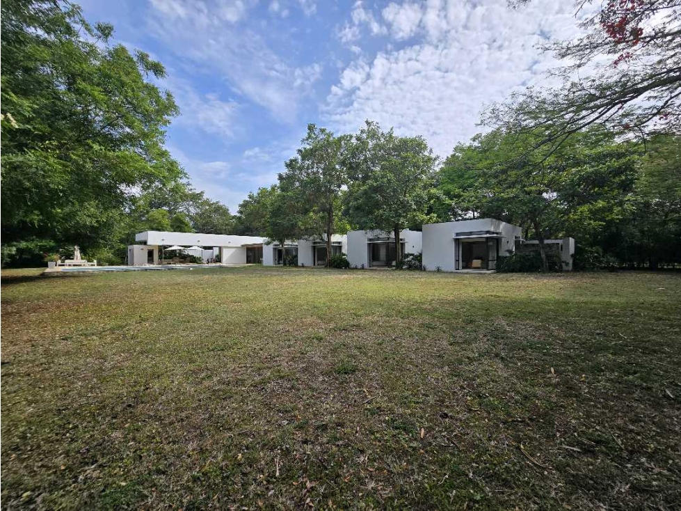 En Venta Casa Campestre Conjunto El Paso Girardot 5.000 m2 $2.500 mill