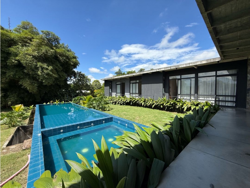 En venta casa campestre en Cerritos Pereira
