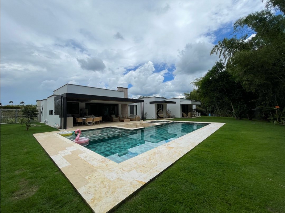 EN VENTA CASA CAMPESTRE EN CERRITOS EL TIGRE PEREIRA