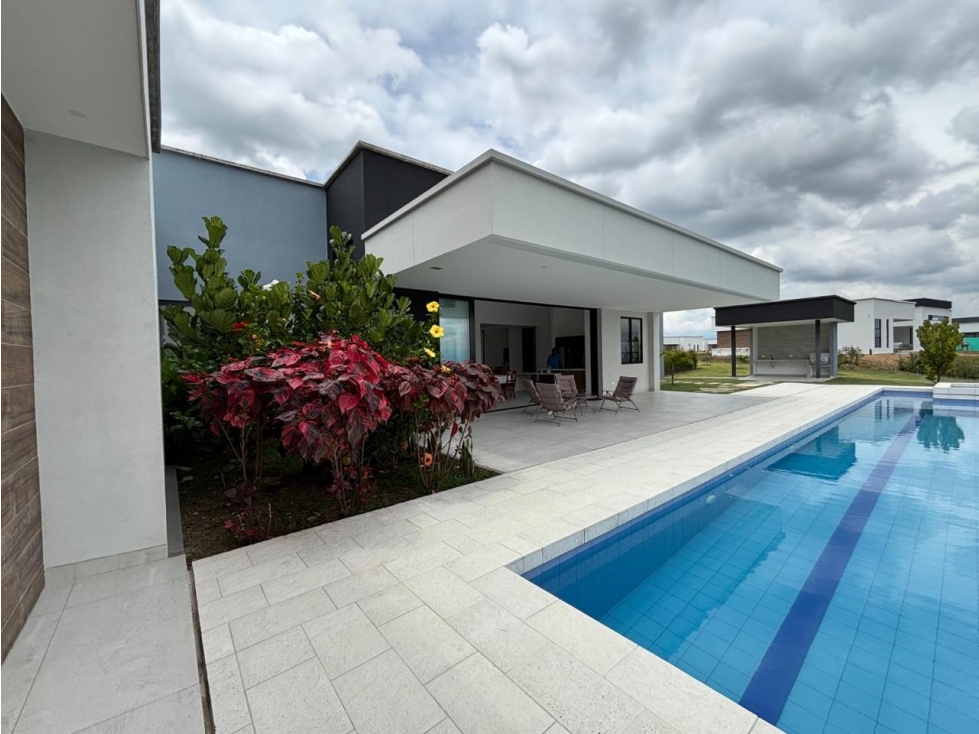EN VENTA CASA CAMPESTRE EN CERRITOS PEREIRA