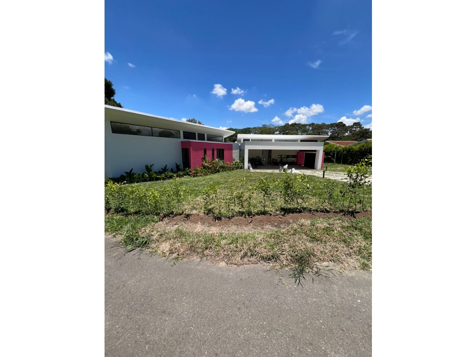 EN VENTA CASA CAMPESTRE EN CERRITOS PEREIRA