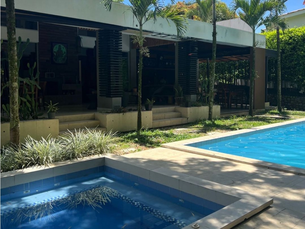 En venta casa campestre en condominio en Tigre Cerritos Pereira