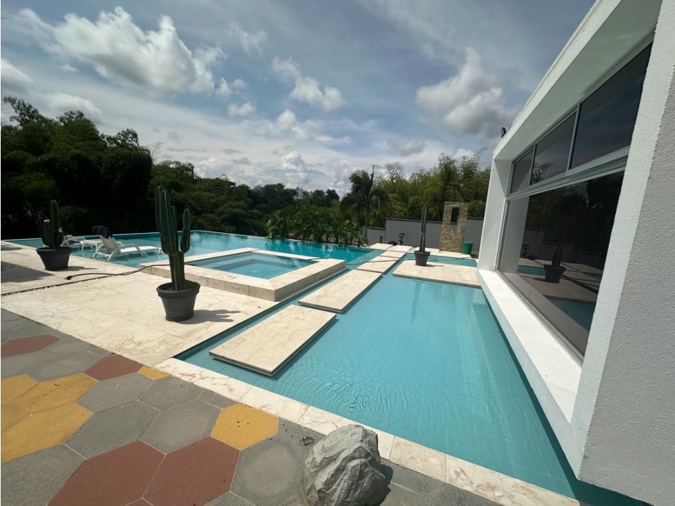EN VENTA CASA CAMPESTRE EN MALABAR PEREIRA