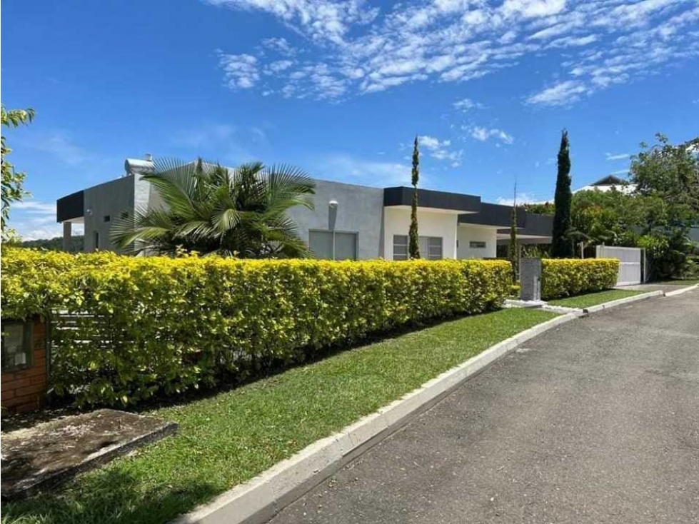 EN VENTA CASA CAMPESTRE SECTOR CERRITOS- PEREIRA