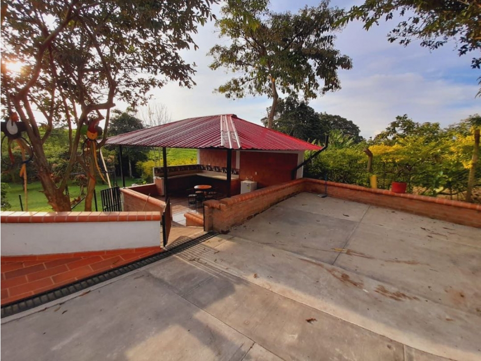 EN VENTA CASA CAMPESTRE VÍA PEREIRA - ARMENIA — foto 4