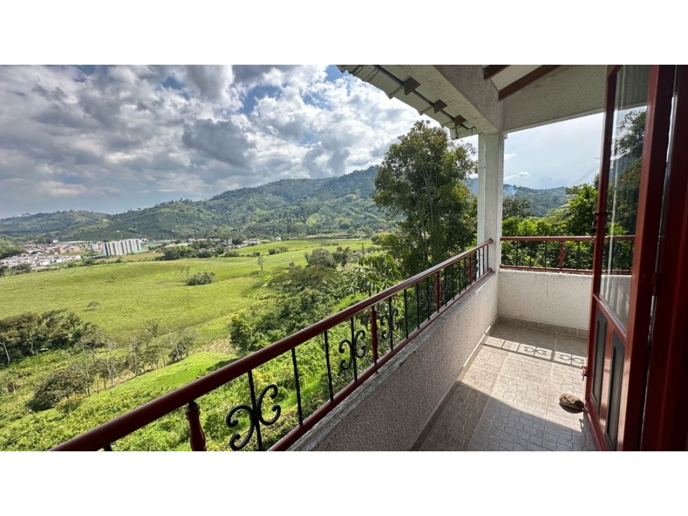 EN VENTA CASA CAMPESTRE EN GUACAS SANTA ROSA DE CABAL — foto 4