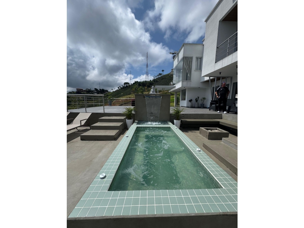 EN VENTA CASA CAMPESTRE VIA LA ROMELIA EL POLLO PEREIRA — foto 2