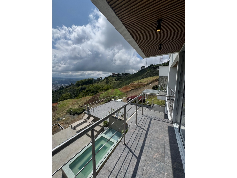 EN VENTA CASA CAMPESTRE VIA LA ROMELIA EL POLLO PEREIRA — foto 3