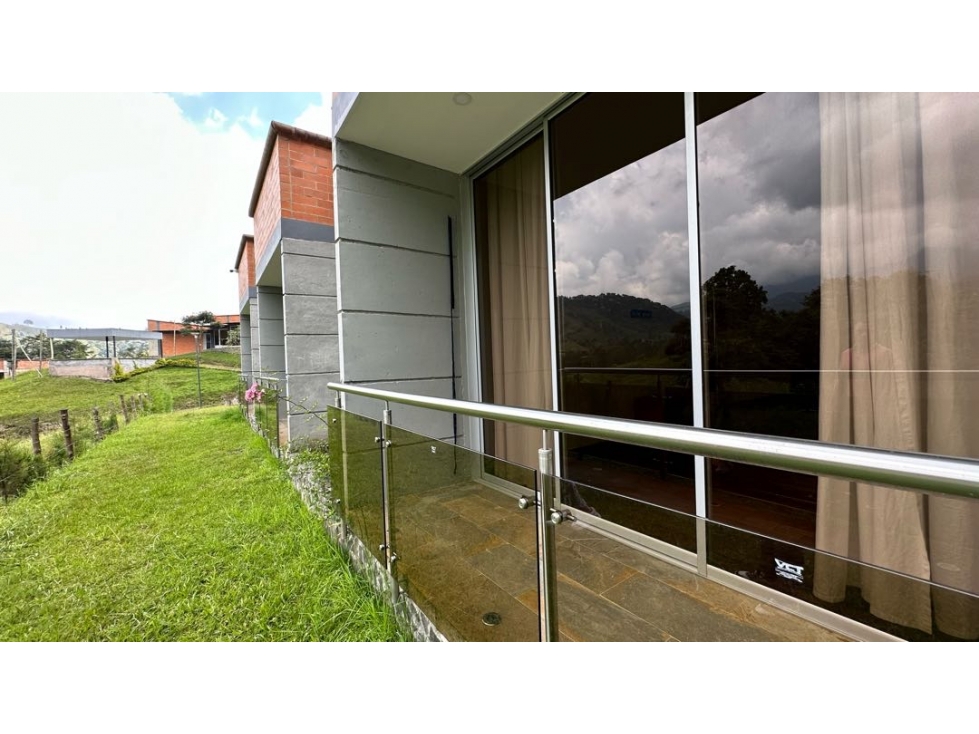 EN VENTA CASA CAMPESTRE VIA TERMALES SANTA ROSA DE CABAL — foto 2