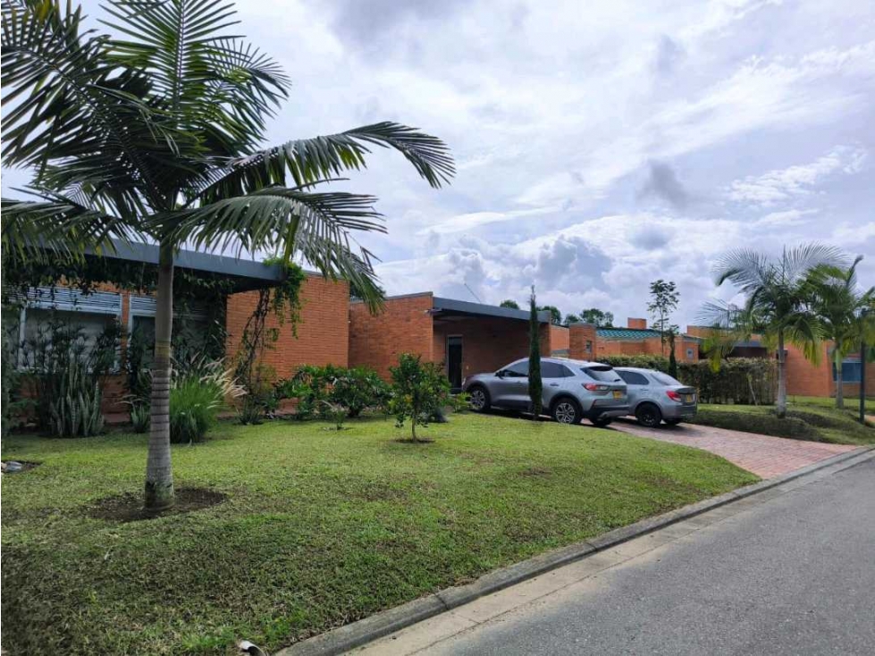 EN VENTA CASA CAMPESTRE CON EXCELENTE UBICACIÓN EN PUEBLITO CAFETERO — foto 2