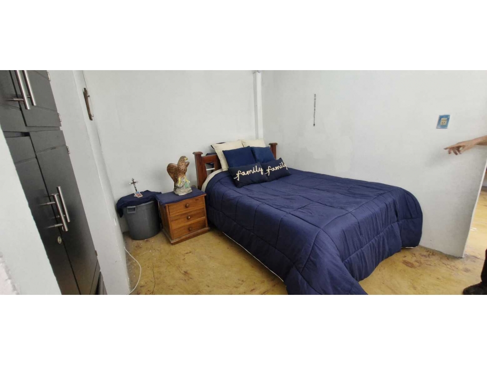 En Venta Casa con Lote en Chinchina a 3 Cuadras de la Plaza Principal - 3