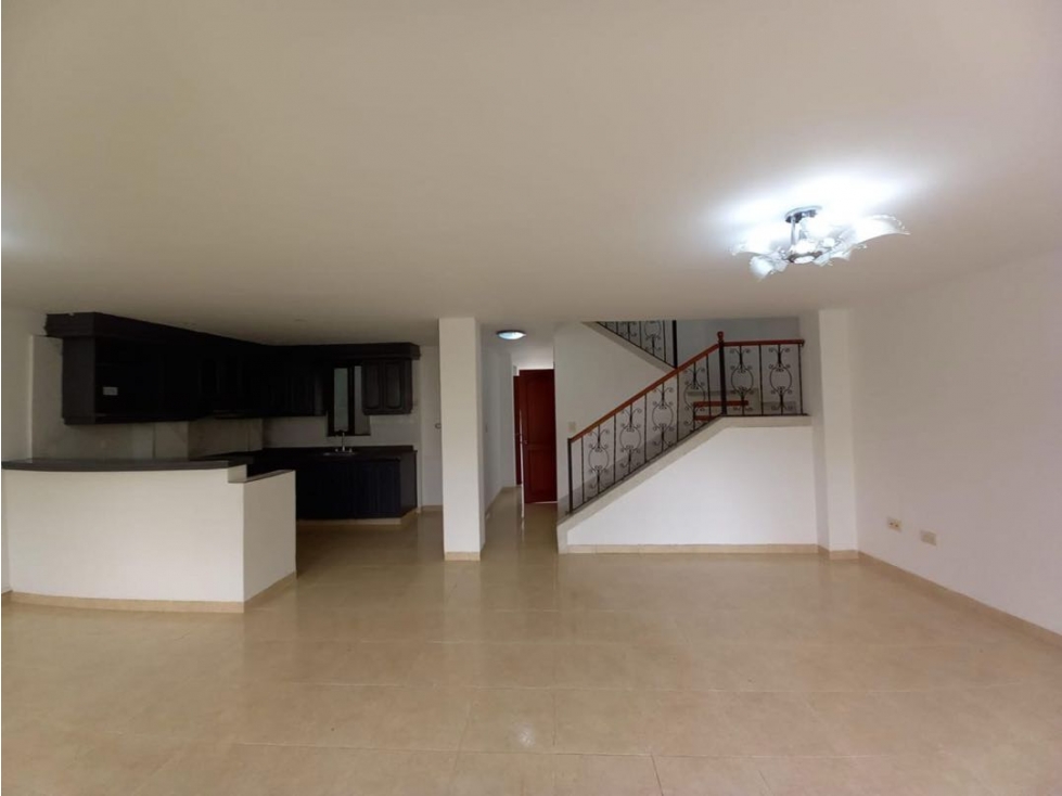 EN VENTA CASA CONJUNTO CERRADO SECTOR CANAAN