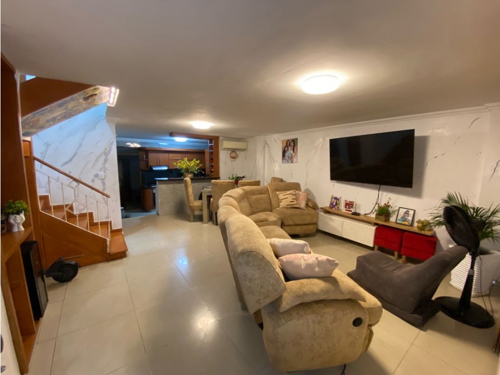 EN VENTA CASA DE 2 NIVELES EN CONJUNTO BARRIO SANTA ANA BARRANQUILLA