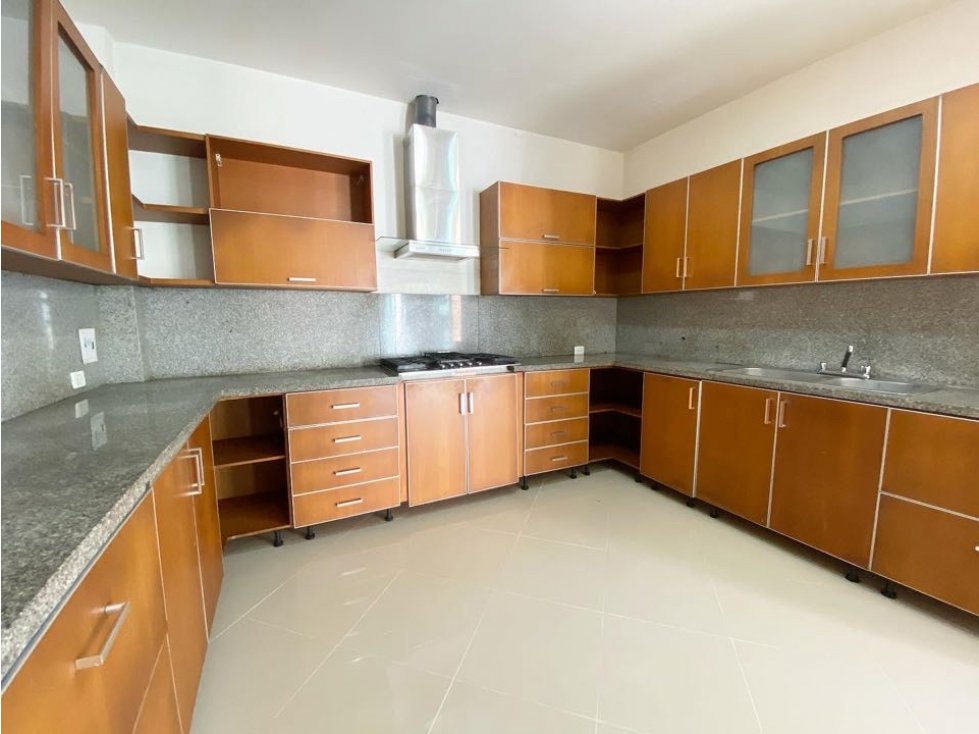 En Venta! Casa en Castillogrande! — foto 4