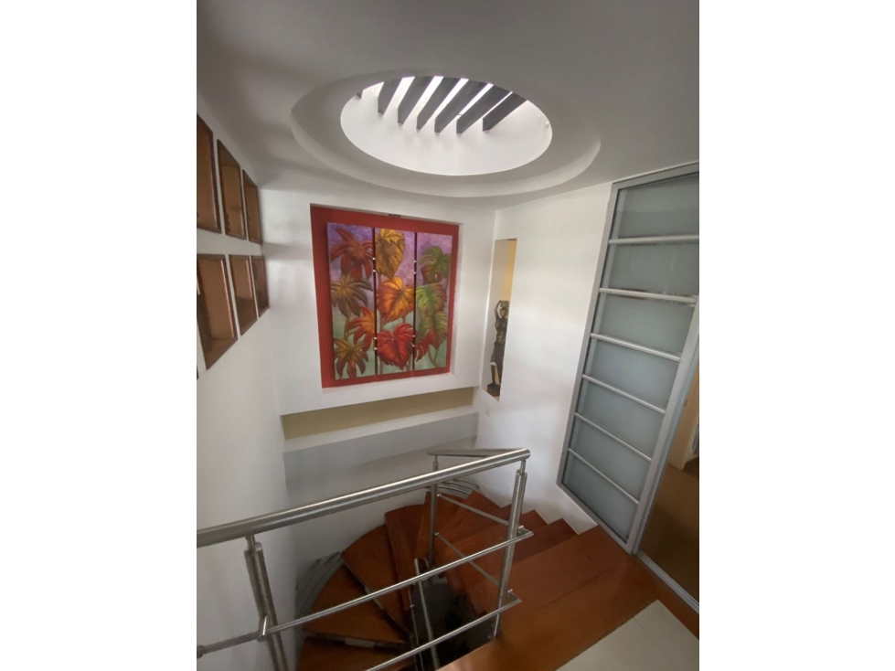 En venta casa en condominio en la avenida 30 de Agosto Pereira — foto 3