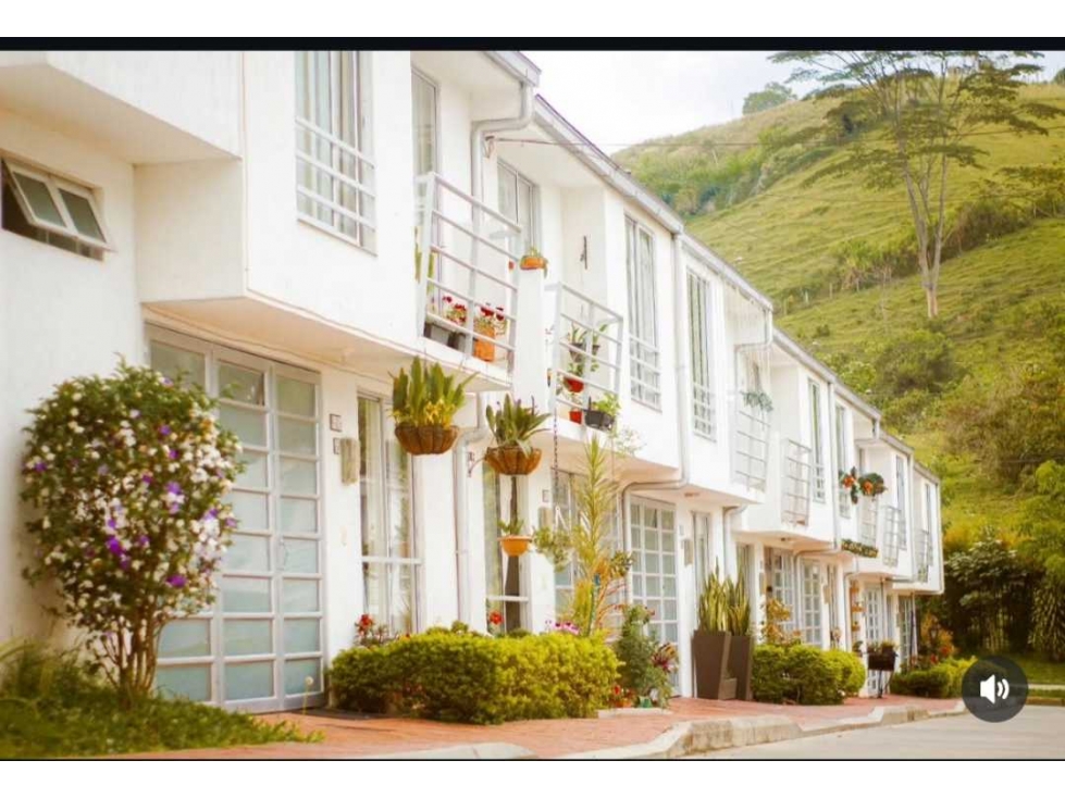 En Venta Casa en Conjunto Cerrado Mirador de Las Lomas Villamaria - 1