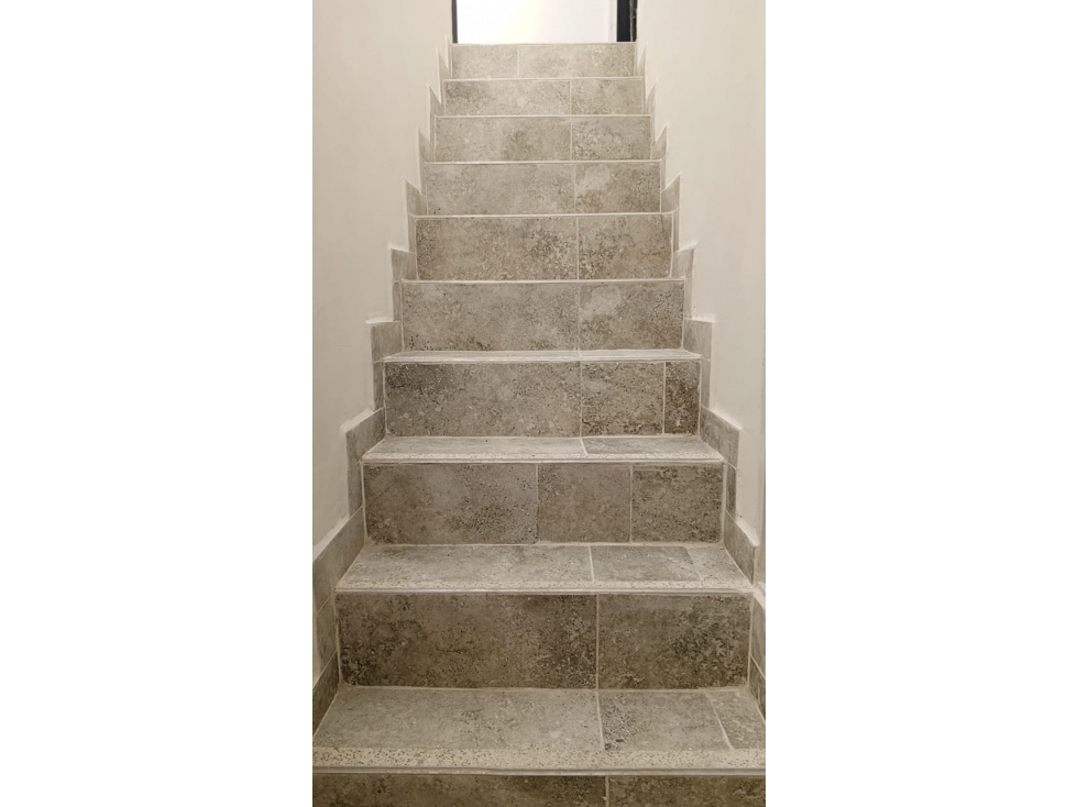 EN VENTA CASA EN LA AV DEL RÍO PEREIRA — foto 3