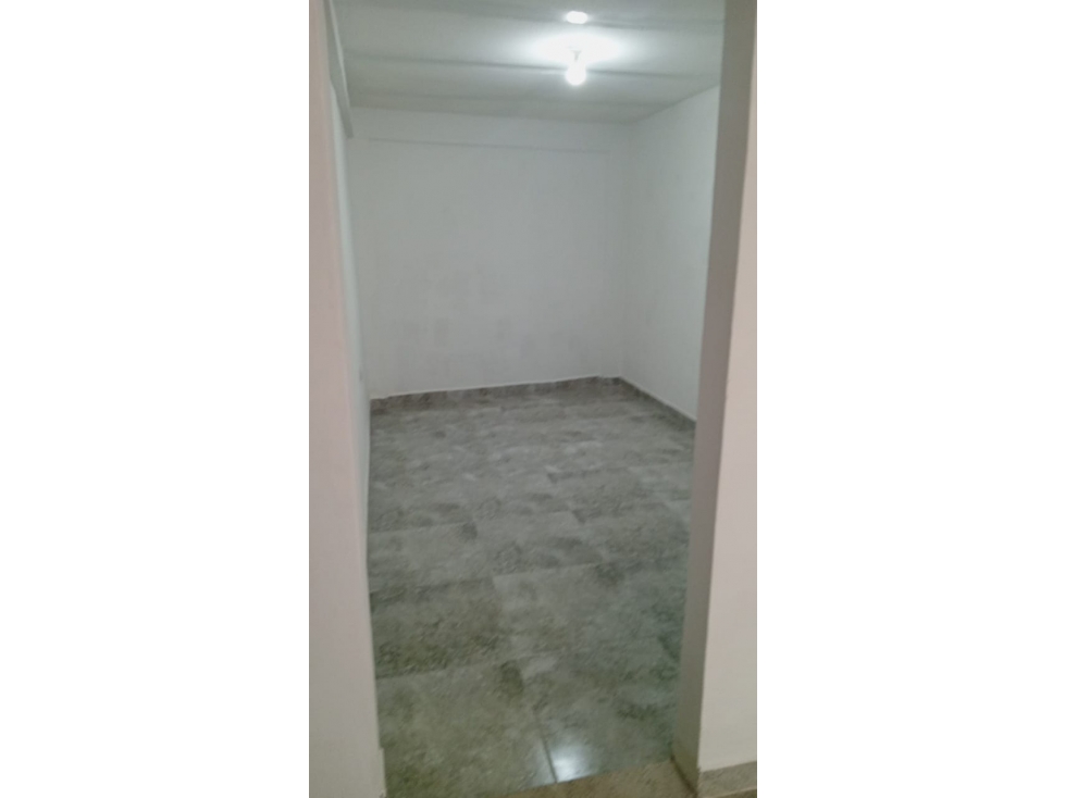 EN VENTA CASA EN LA AV DEL RÍO PEREIRA — foto 4