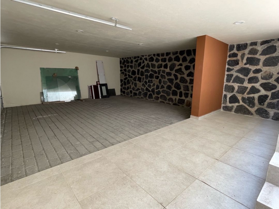 SE RENTA HERMOSA CASA NUEVA DENTRO DE RESIDENCIAL BURGOS - 4