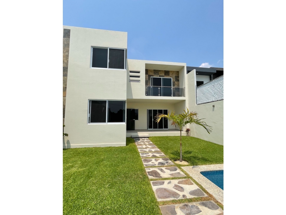 SE RENTA HERMOSA CASA NUEVA DENTRO DE RESIDENCIAL BURGOS - 2