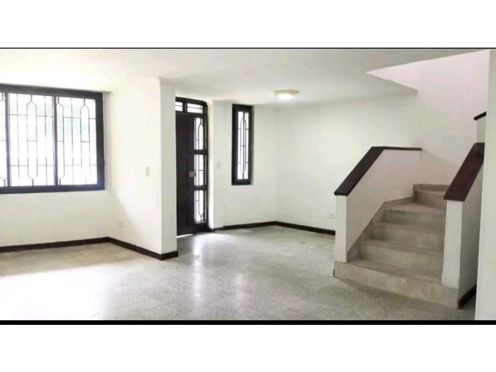 En venta casa en simon bolivar — foto 2