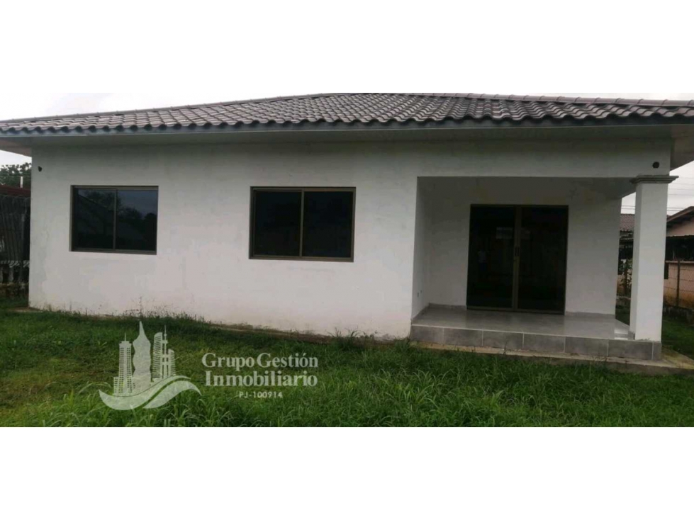 EN VENTA CASA EN VILLA MERCEDES DAVID, 450 MT2.