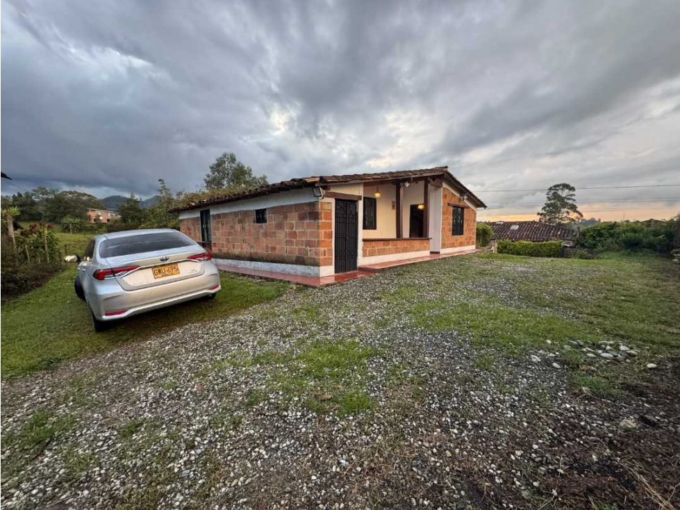 En venta casa finca llano grande