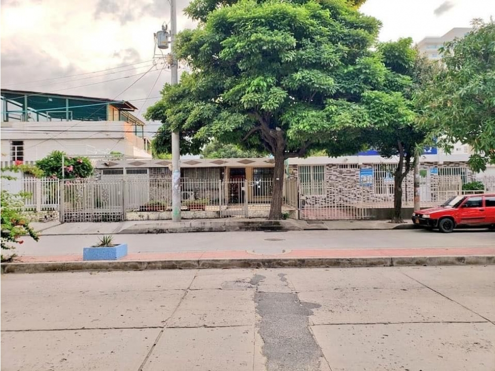 En venta casa lote sobre la avenida santa Rita — foto 5
