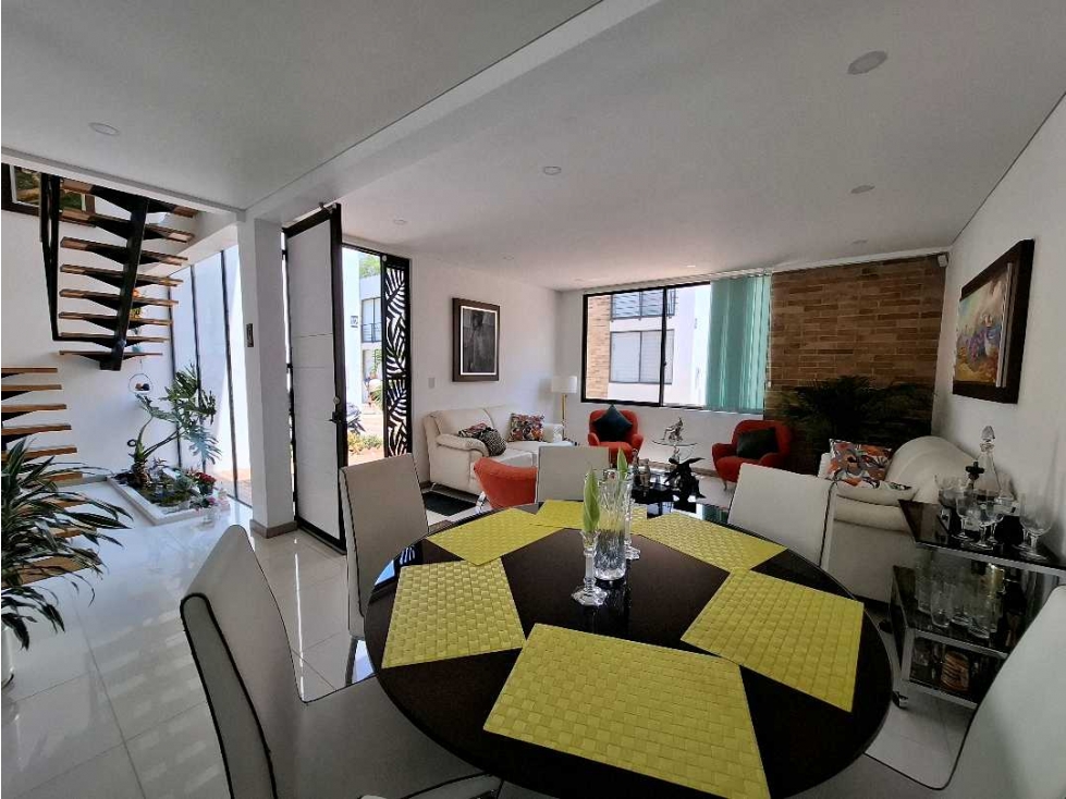 En Venta Casa Urbana 125 m2 en Urbanización Cerrada, La Mesa Cund. — foto 2