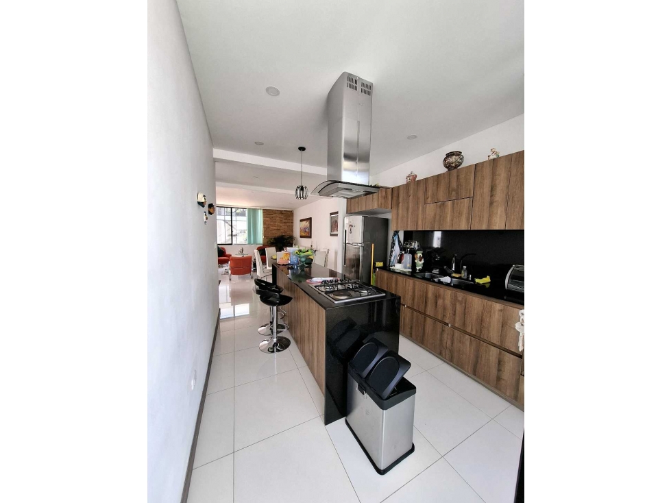 En Venta Casa Urbana 125 m2 en Urbanización Cerrada, La Mesa Cund. — foto 4