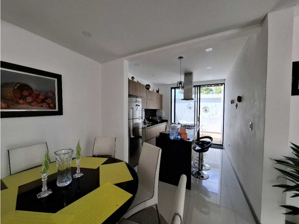 En Venta Casa Urbana 125 m2 en Urbanización Cerrada, La Mesa Cund. — foto 3