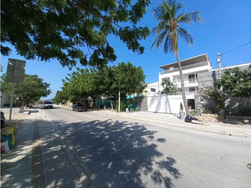 En Venta edificio amoblado en Playa Salguero - 1