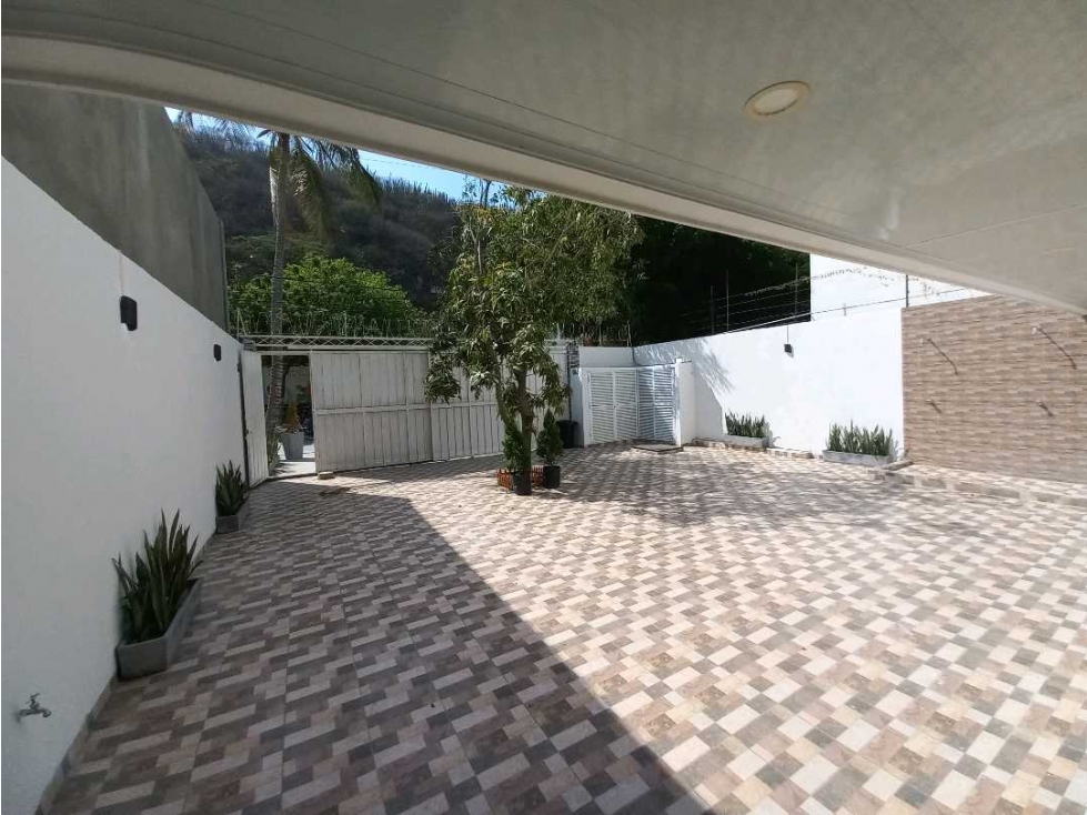 En Venta edificio amoblado en Playa Salguero - 3