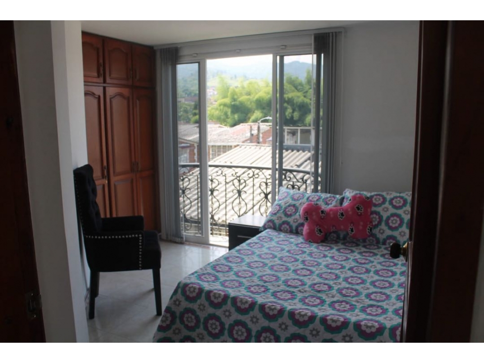 EN VENTA EDIFICIO EN AGUAAZUL DOSQUEBRADAS - 2