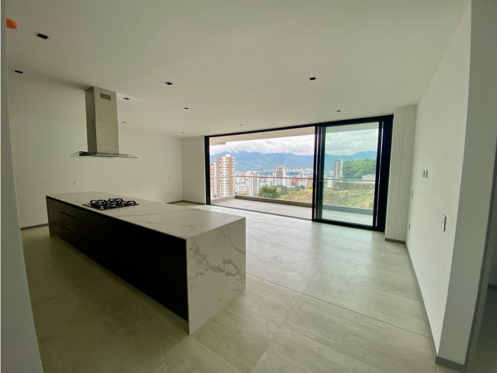 En venta apartamento. La mejor vista de Pinares Pereira