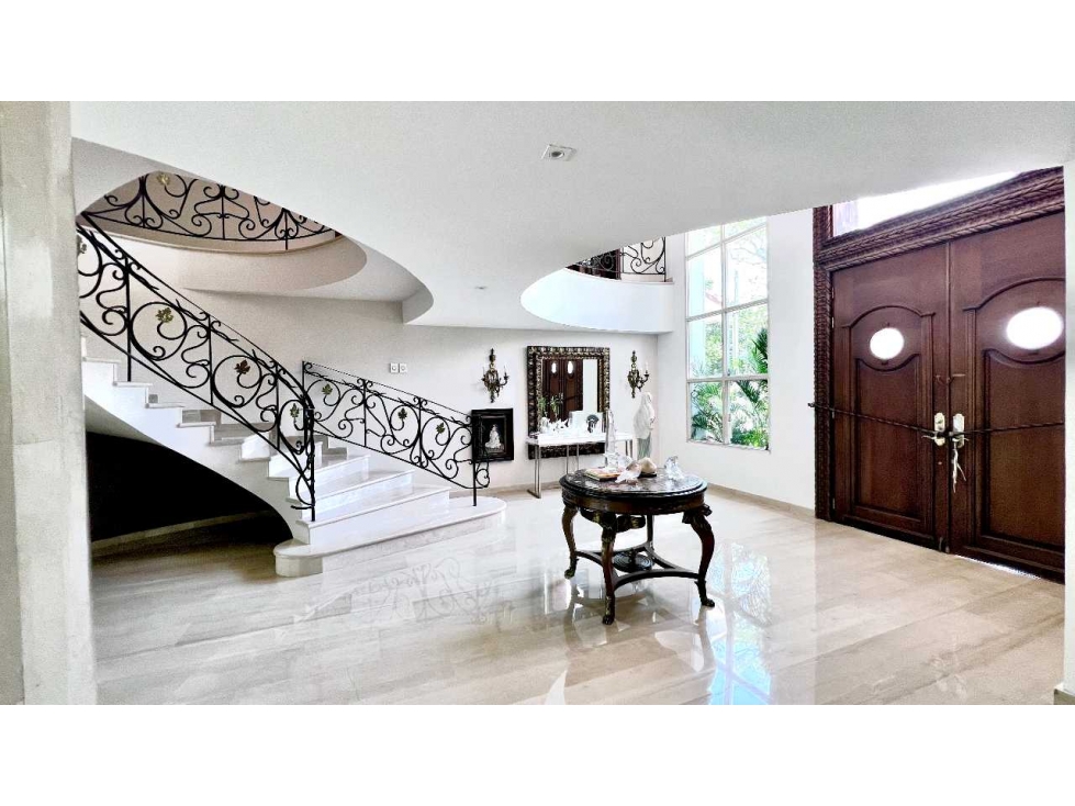 EN VENTA Y RENTA ESPECTACULAR CASA EN RIOMAR
