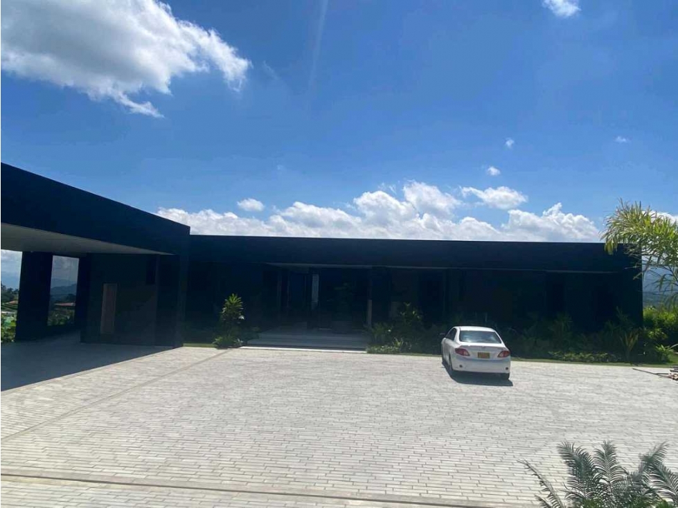En venta lujosa casa en Cerritos Pereira — foto 2