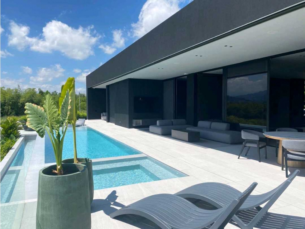 En venta lujosa casa en Cerritos Pereira — foto 5