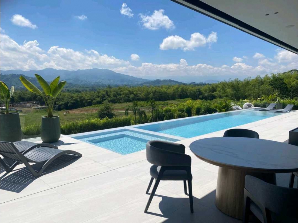 En venta lujosa casa en Cerritos Pereira — foto 6