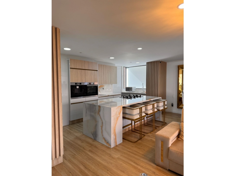 EN VENTA EXCLUSIVO APARTAMENTO EN EL POBLADO
