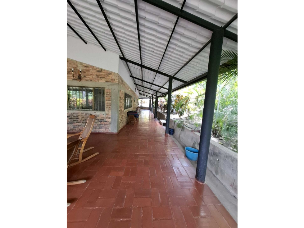 En Venta Finca 13.000 m2, Casa 260 m2 con Piscina Privada, San Joaquin — foto 6