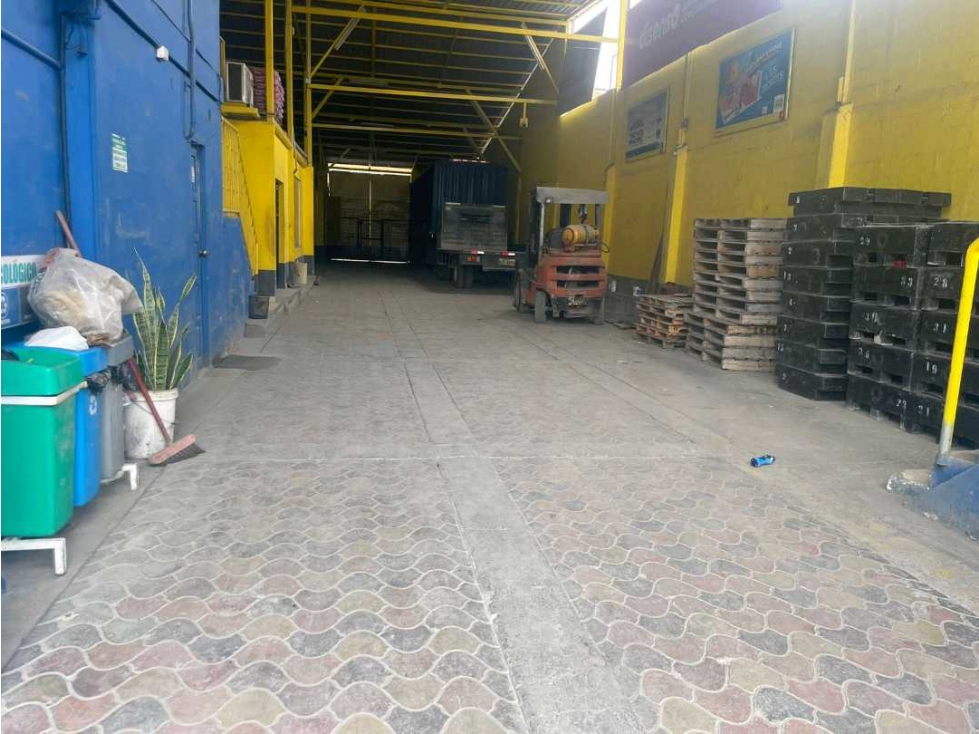 En venta Galpón Industrial en Duran - 2