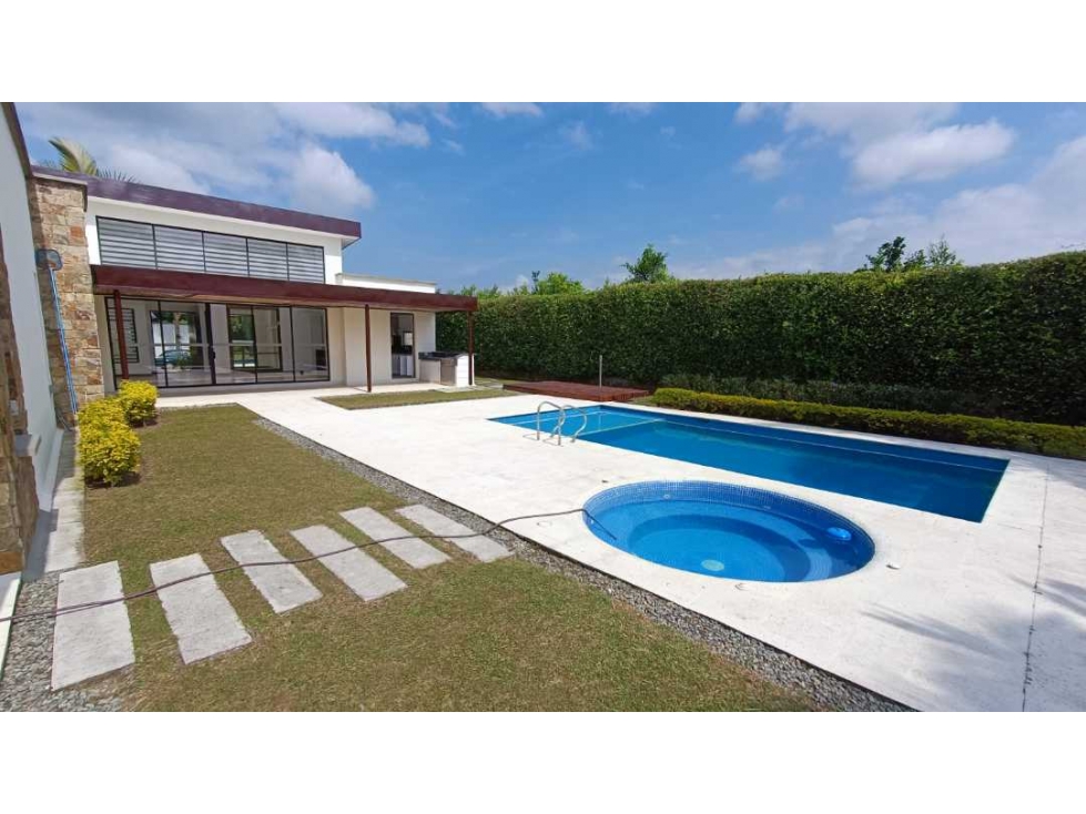 En venta hermosa casa campestre cerca club campestre Armenia Quindio — foto 2