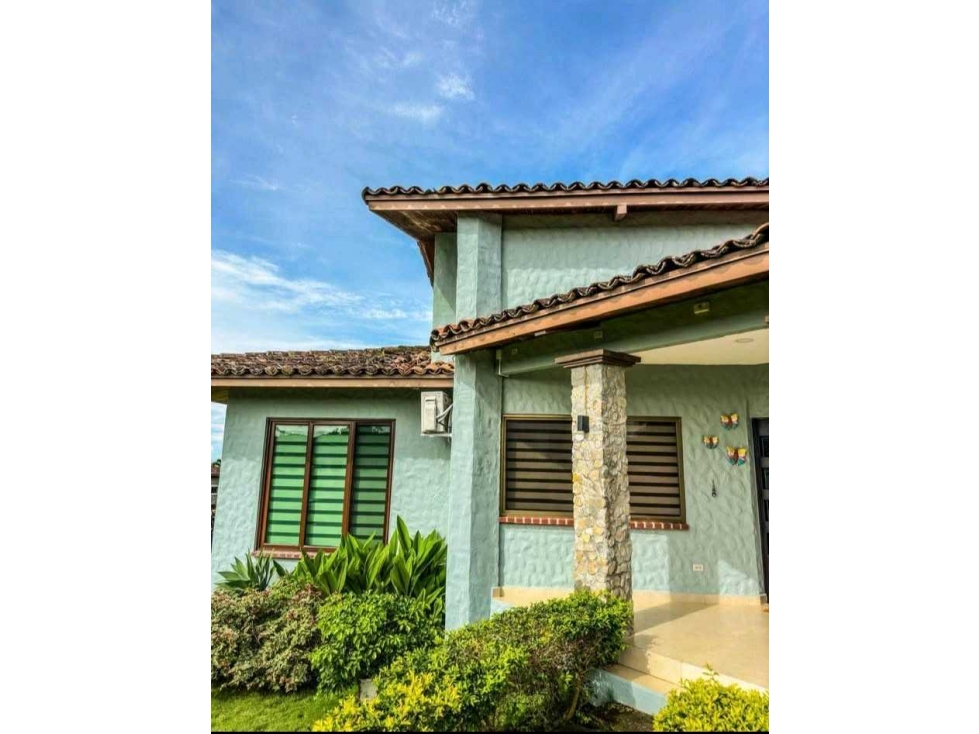 En venta hermosa casa en el exclusivo complejo residencial Los Molinos - 1