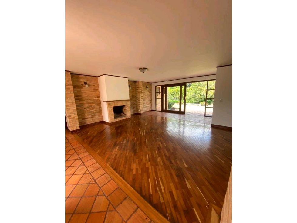 EN VENTA HERMOSA CASA EN LLANOGRANDE, CERCA AL CLUB CAMPESTRE — foto 3