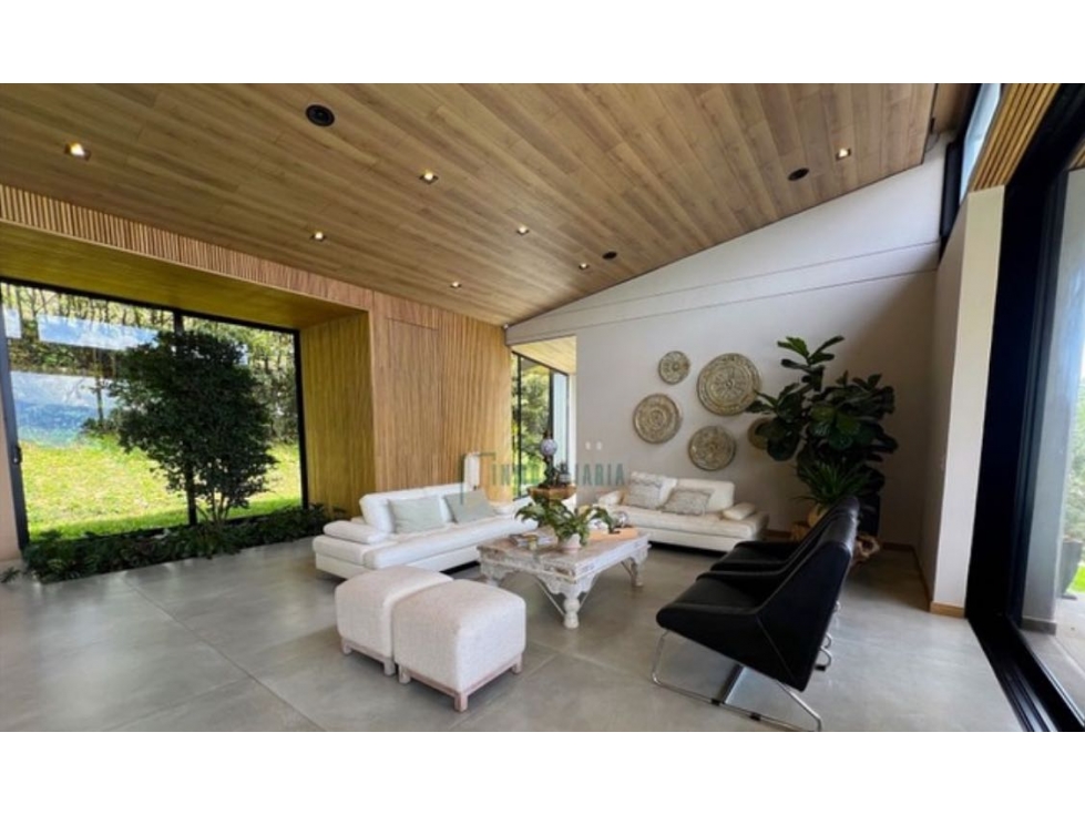 EN VENTA HERMOSA CASA EN LOS BALSOS CON VISTA A LA CIUDAD — foto 3