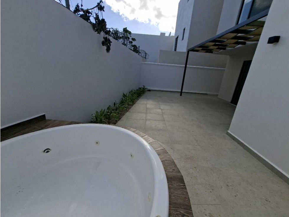 En venta hermosa casa en Playa del Carmen - 2