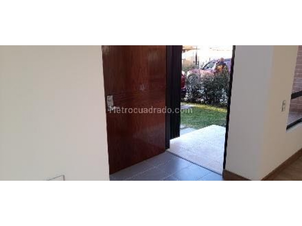 En Venta Hermosa Casa-Cajica — foto 2